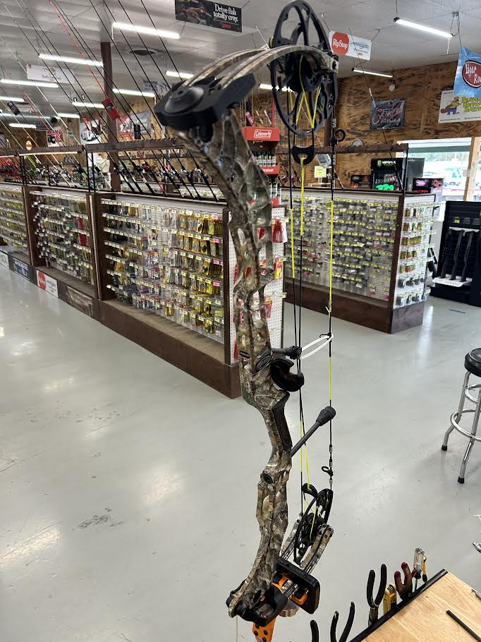 Used Phase 4 33 Realtree