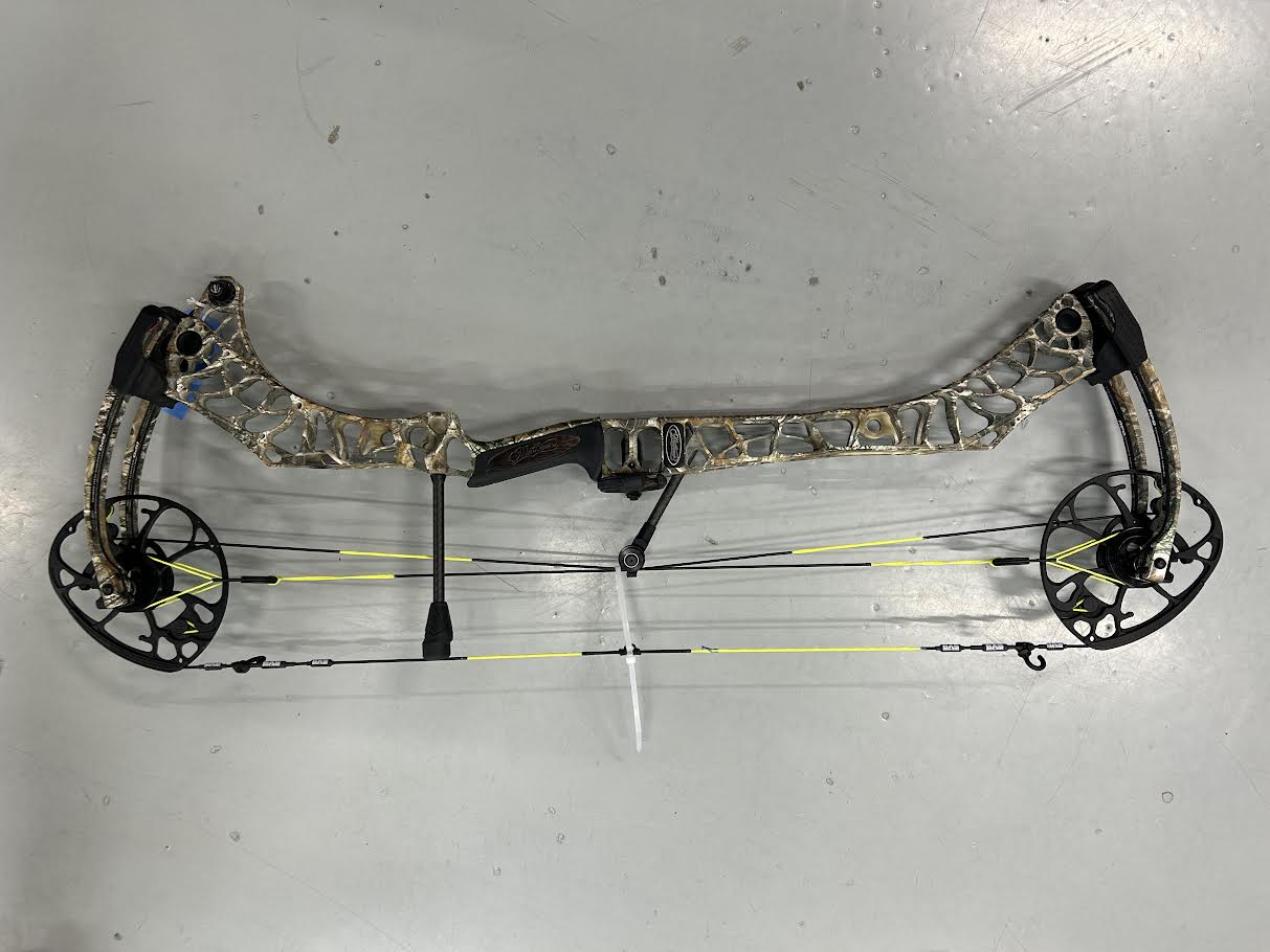 Used Phase 4 33 Realtree