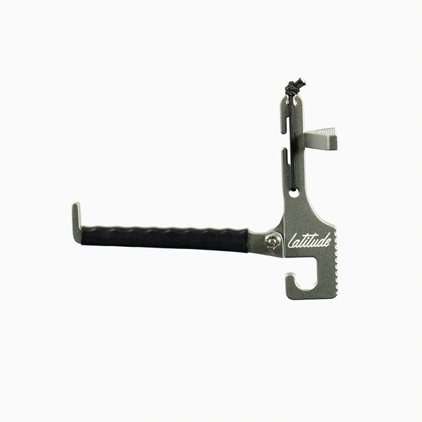 Latitude Bite Bow hanger