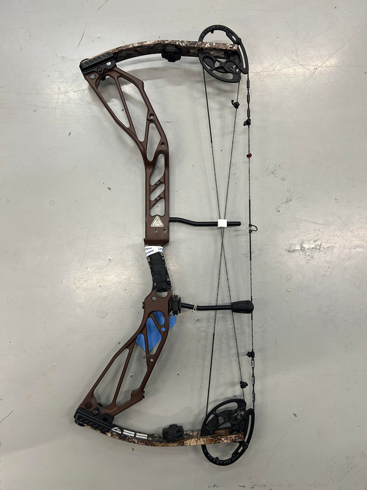Used Athens Summit 6 Compound Bow