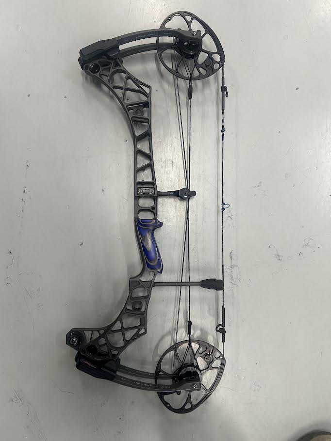 Used Mathews VXR Bow